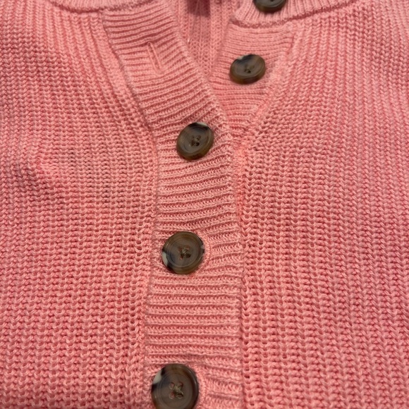 AERIE BLUSH PINK SWEATER W BUTTON DETAILS! Great quality! L - Picture 4 of 5